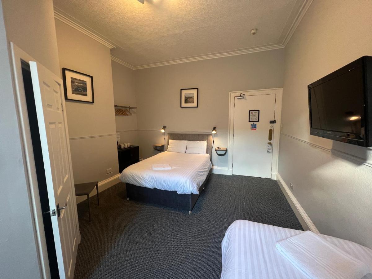 Lost 3* Aberdeen