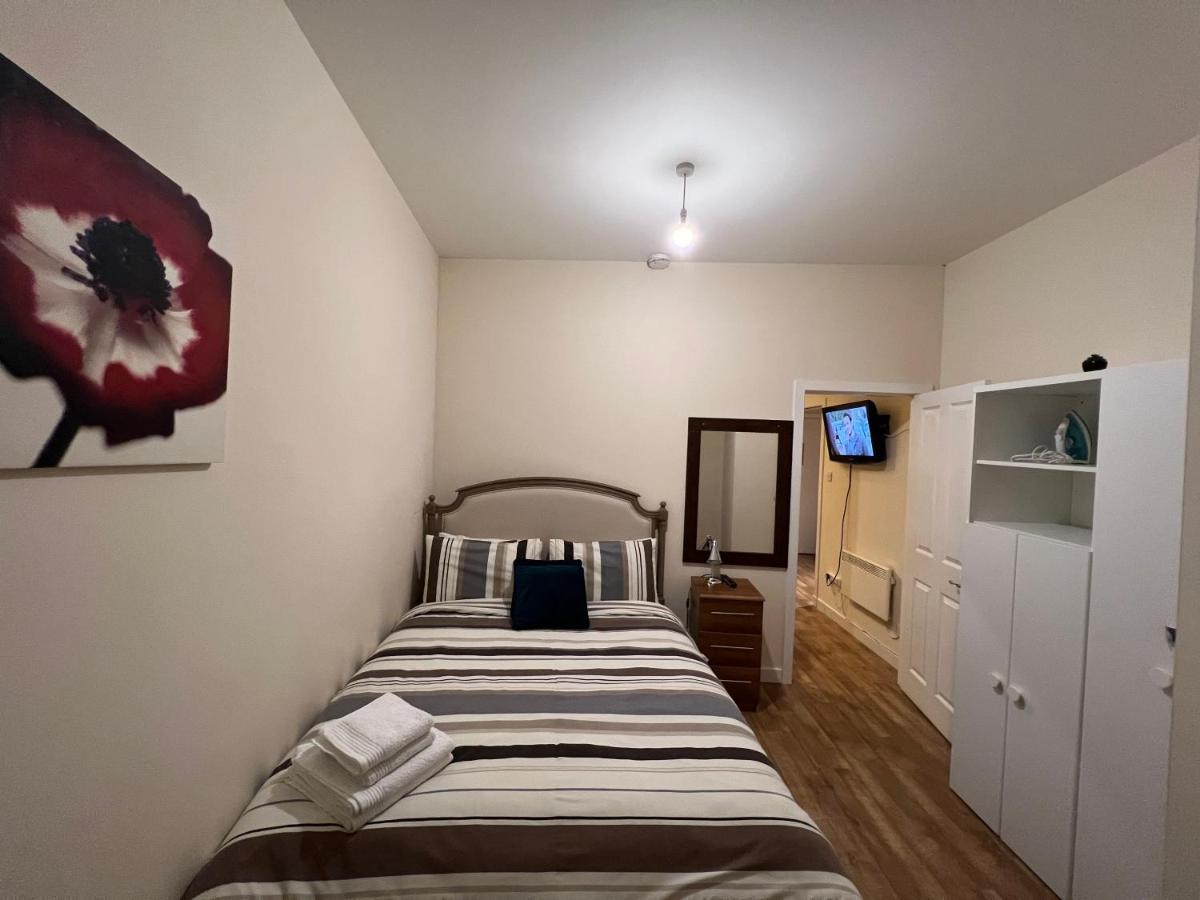 Charming 2-bedrooms Centre Apartment-no Party Apartment *