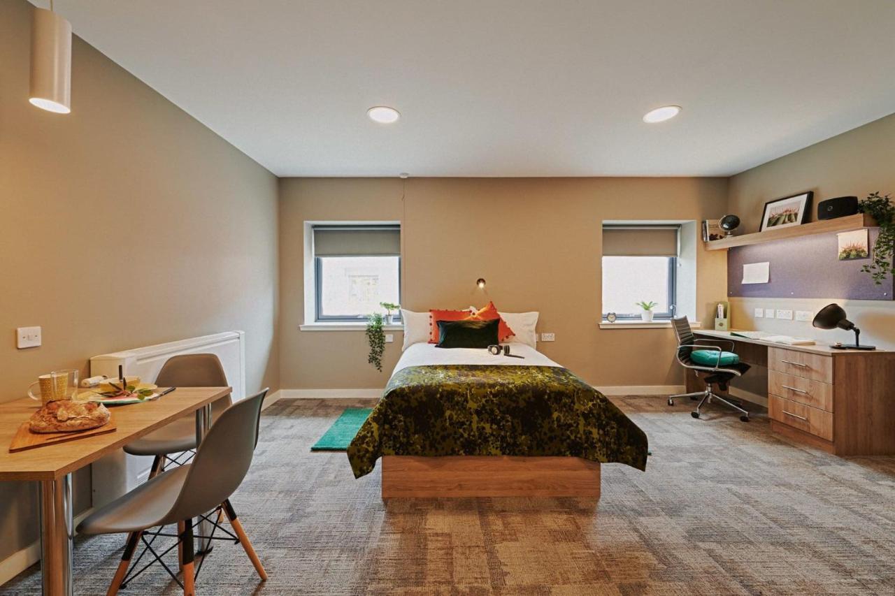 For Students Only - Experience Modern Comfort At The Combworks In * Aberdeen