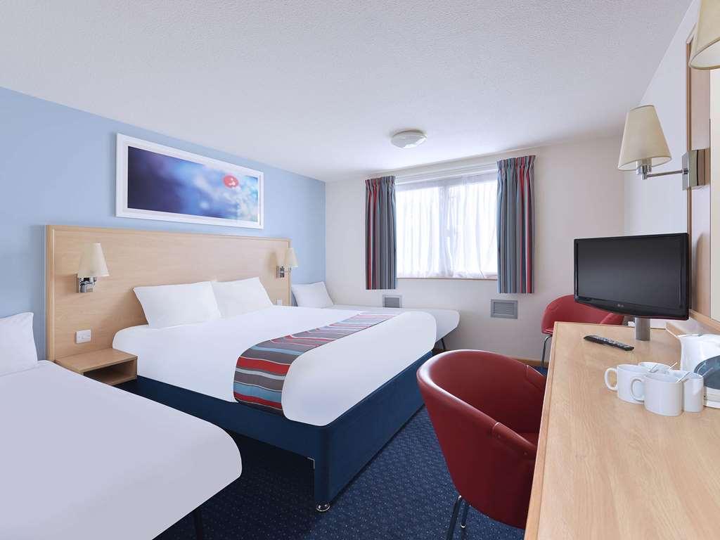 Travelodge Airport Aberdeen