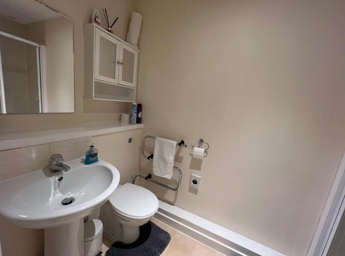 2-bedrooms Apt-no Party