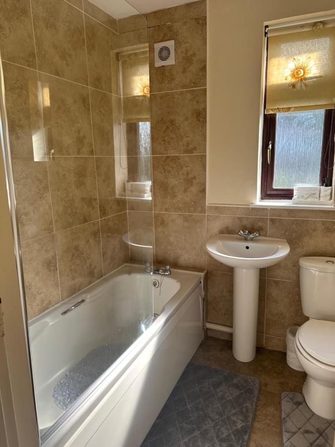 Holiday home Stunning Cozy Three Bedroom House Near Ari *