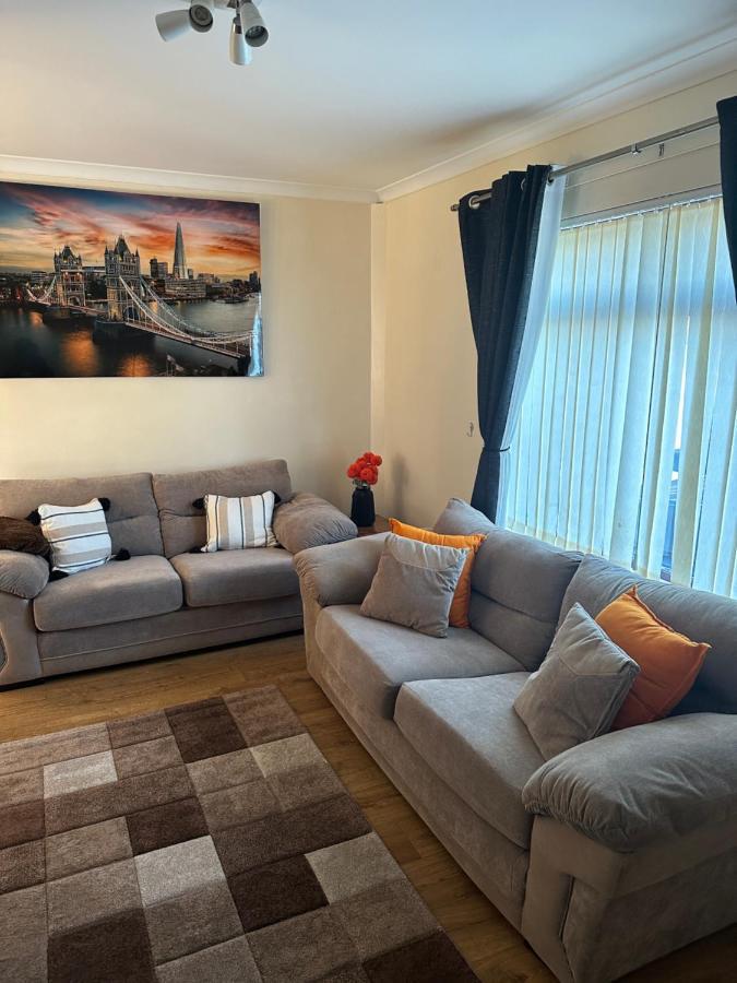 Holiday home Stunning Cozy Three Bedroom House Near Ari