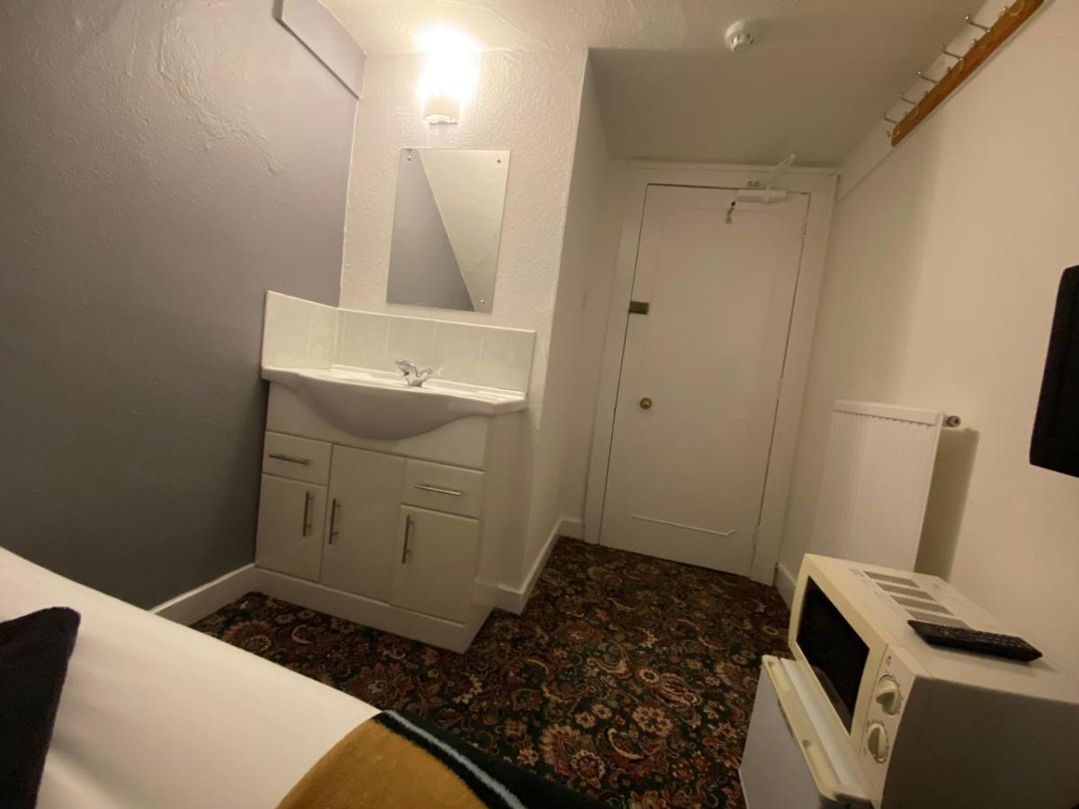 Aaran Guest house
