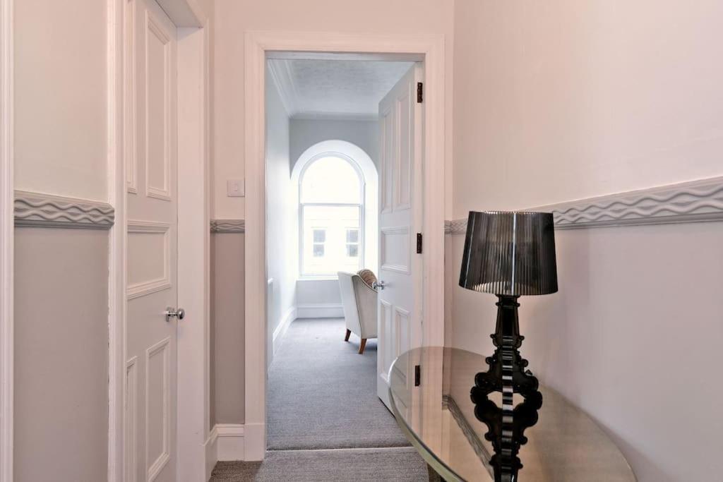 Luxury West End Apartment Aberdeen