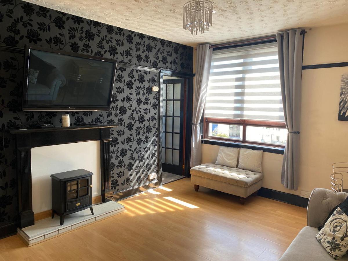 2 Bed - P&j Live, Awpr, Airport * Aberdeen