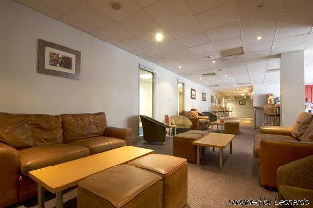 Hotel Travelodge Central 3*