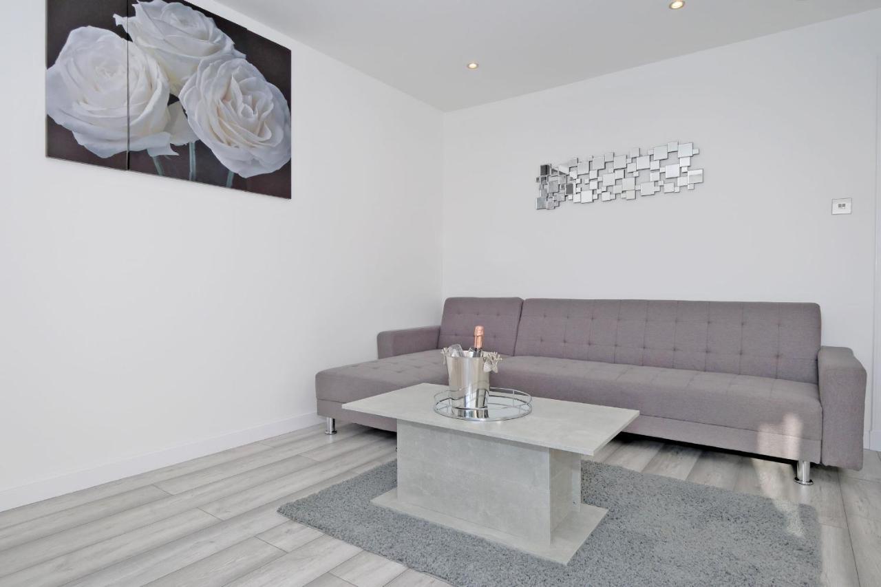 Orange Belgrave Mansions Apartment Aberdeen