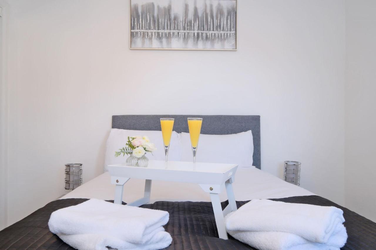 Orange Belgrave Mansions Apartment