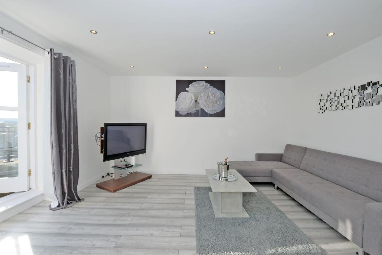 Orange Belgrave Mansions Apartment