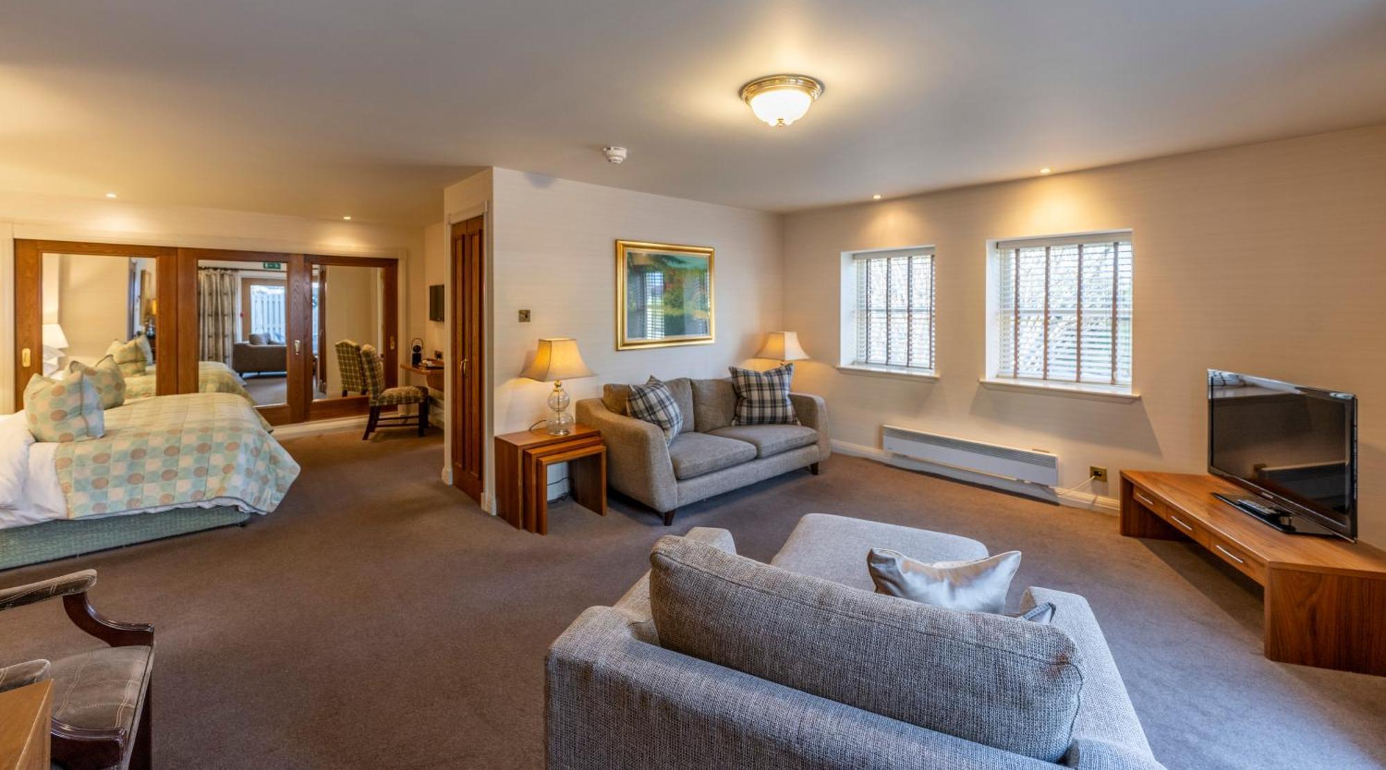 Marcliffe Hotel