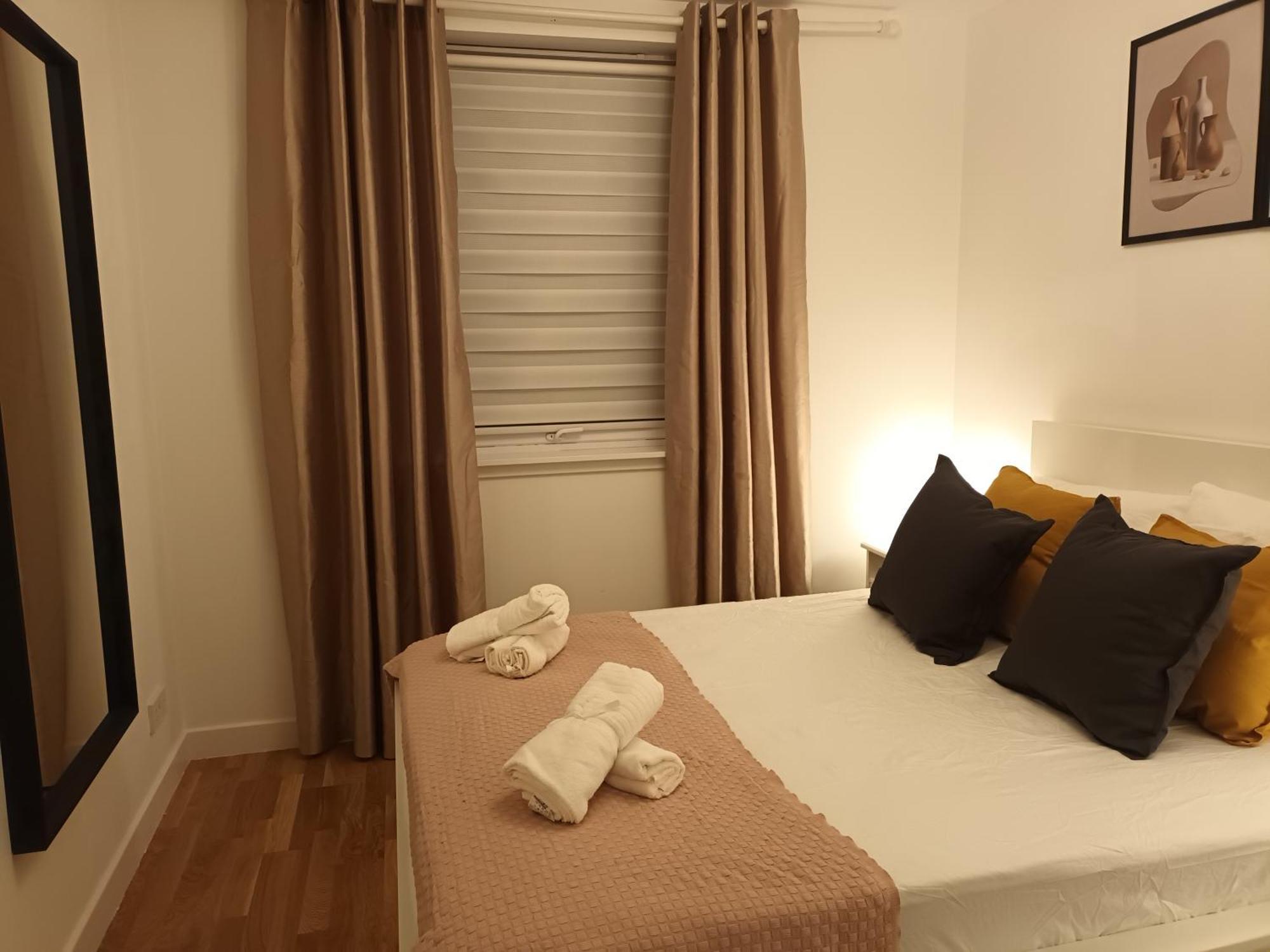 Spacious Elegant 2-br In Centre Apartment Aberdeen