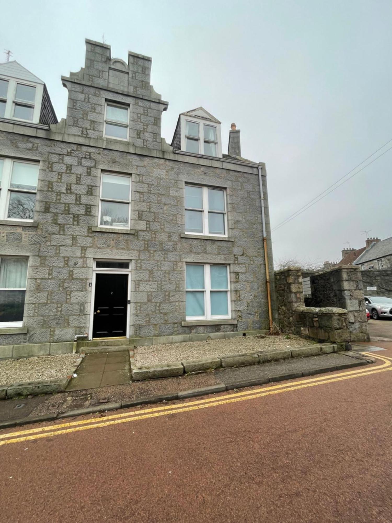 Apartment Modern & Cosy In The Heart Of The Historic Old Town Of Aberdeen, Free Wifi, Free Parking Aberdeen