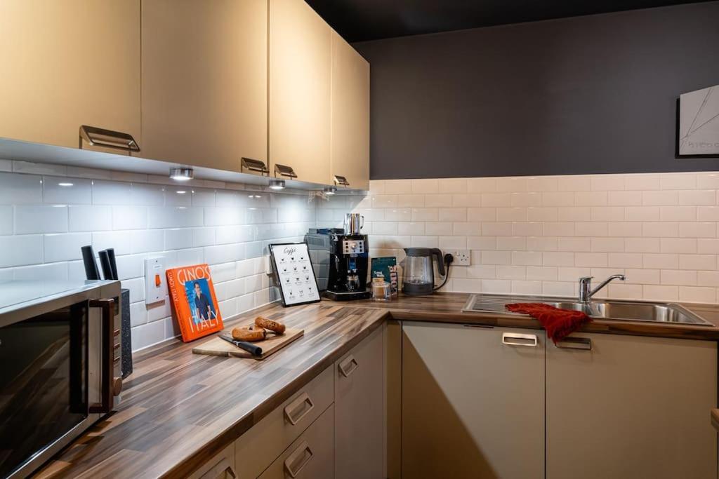 Exquisite Living 2 With Bicocca Apartment