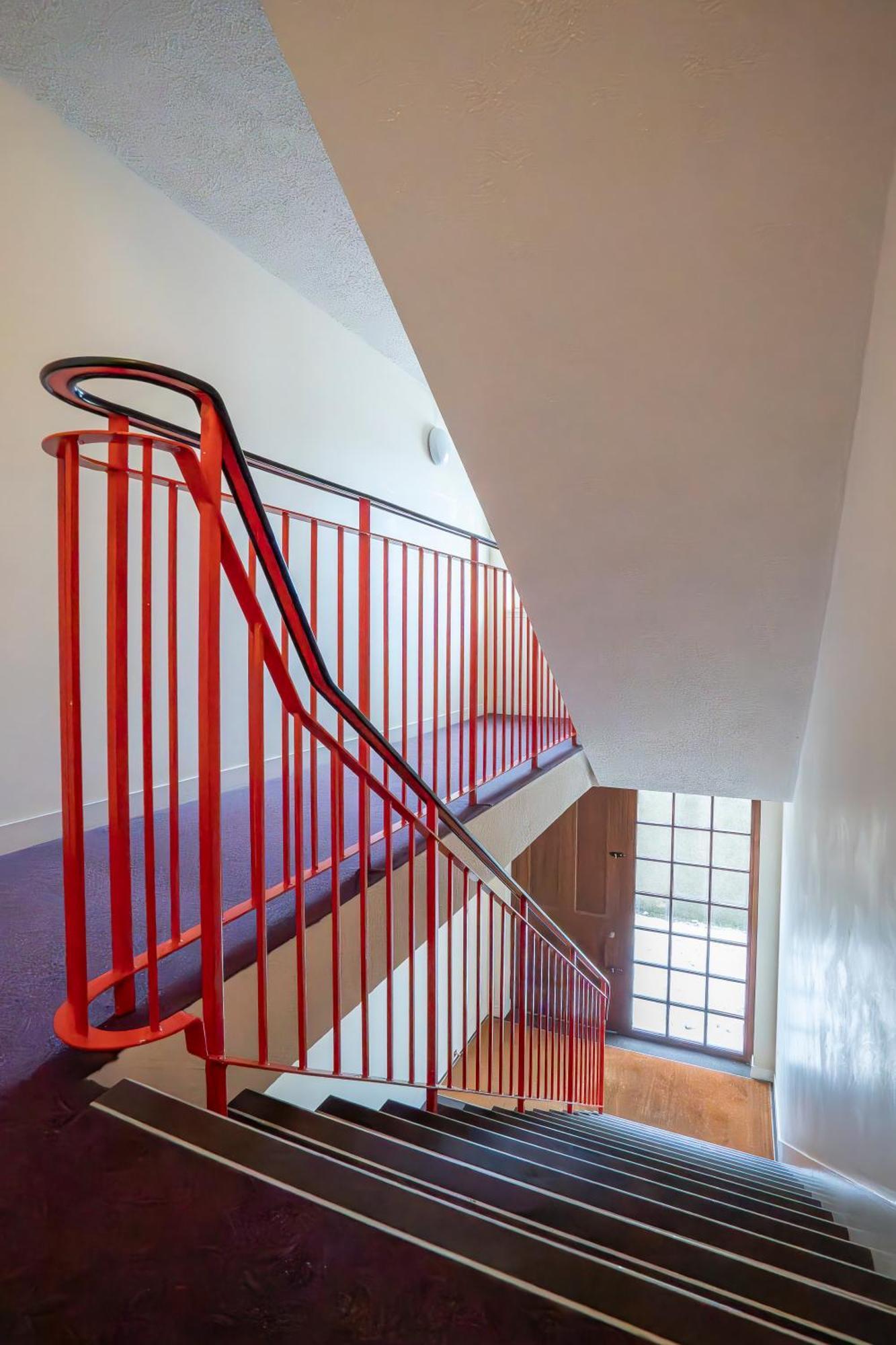 Central-1bed Flat