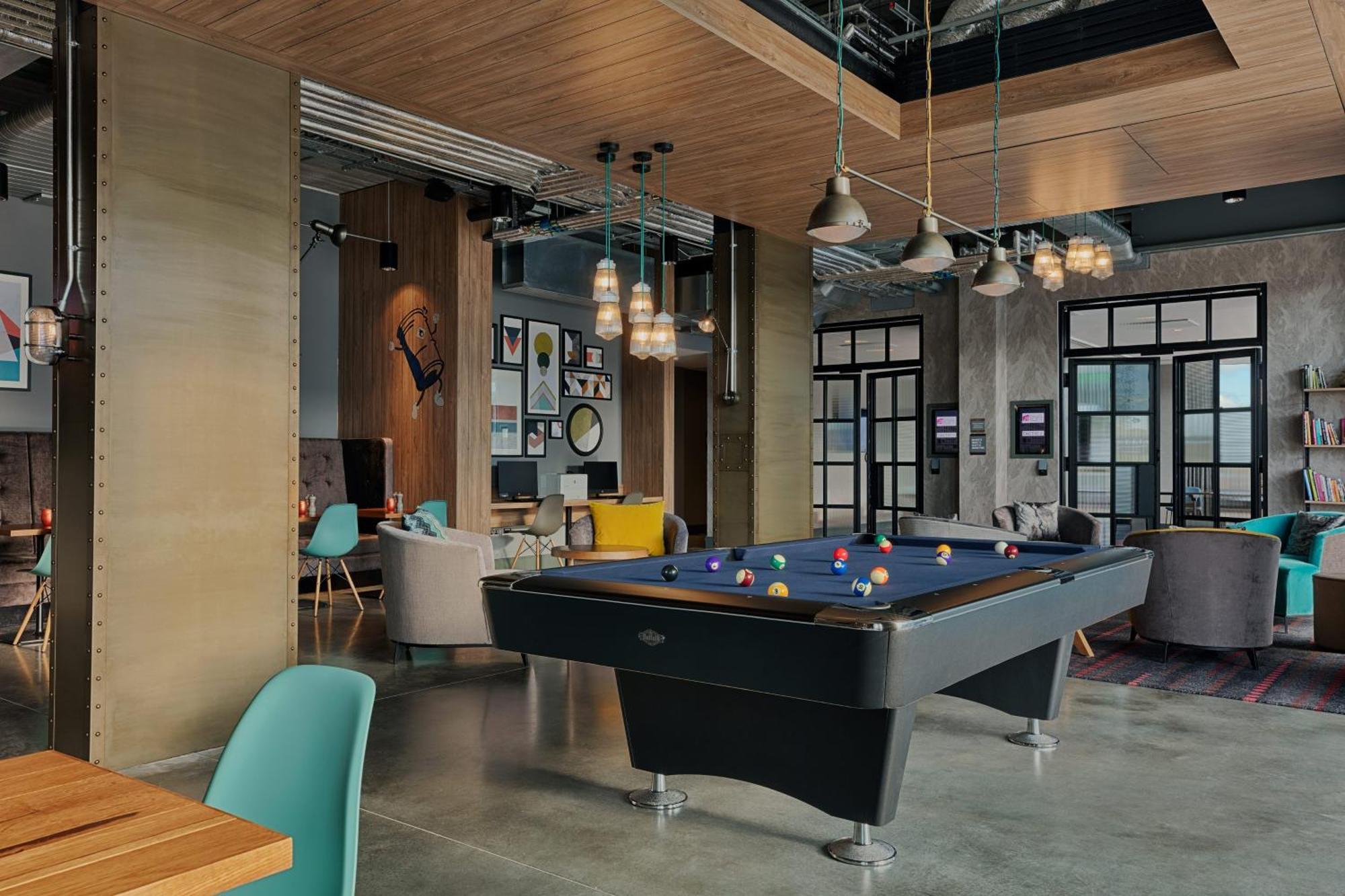 Aloft Teca Hotel
