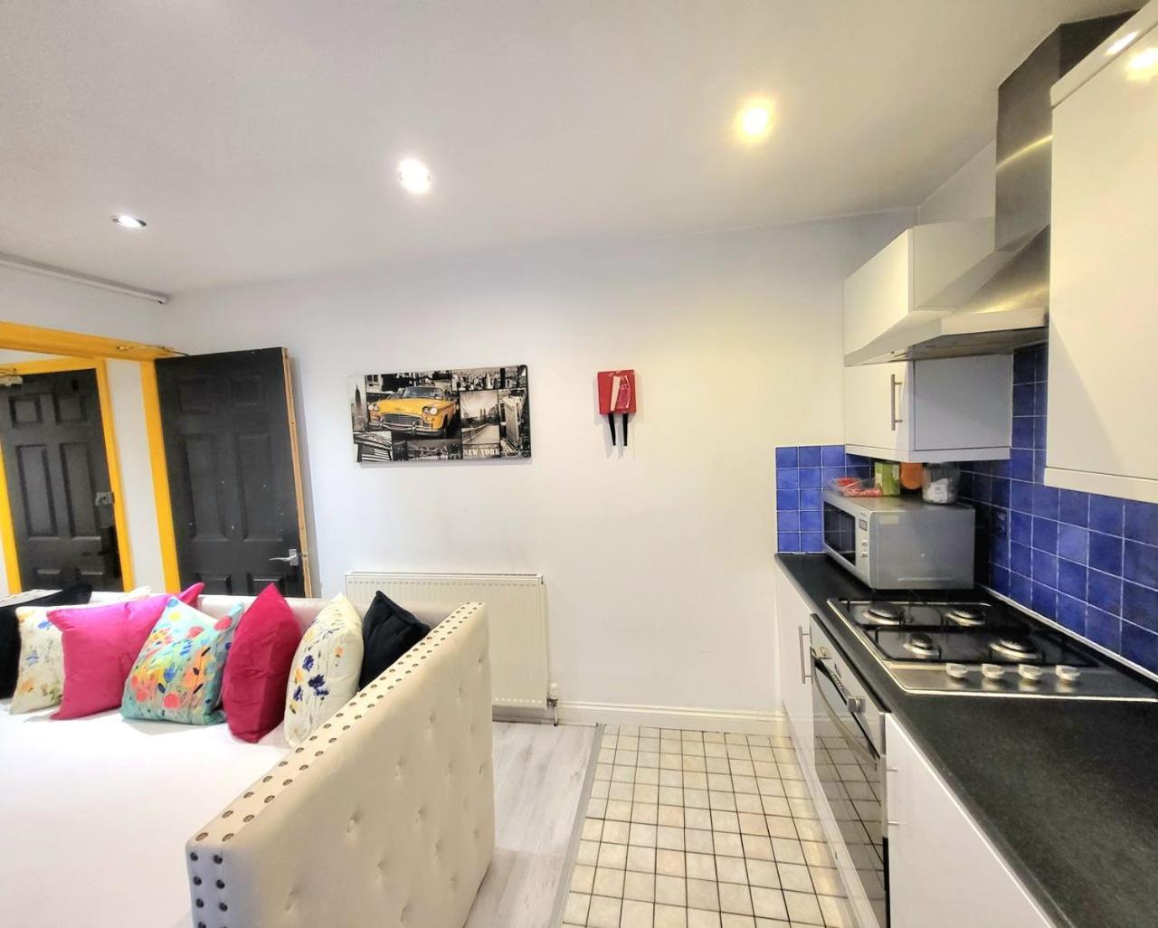Adelphi Suites By Sensational Short Lets & Serviced With Free Wi-fi Apartment