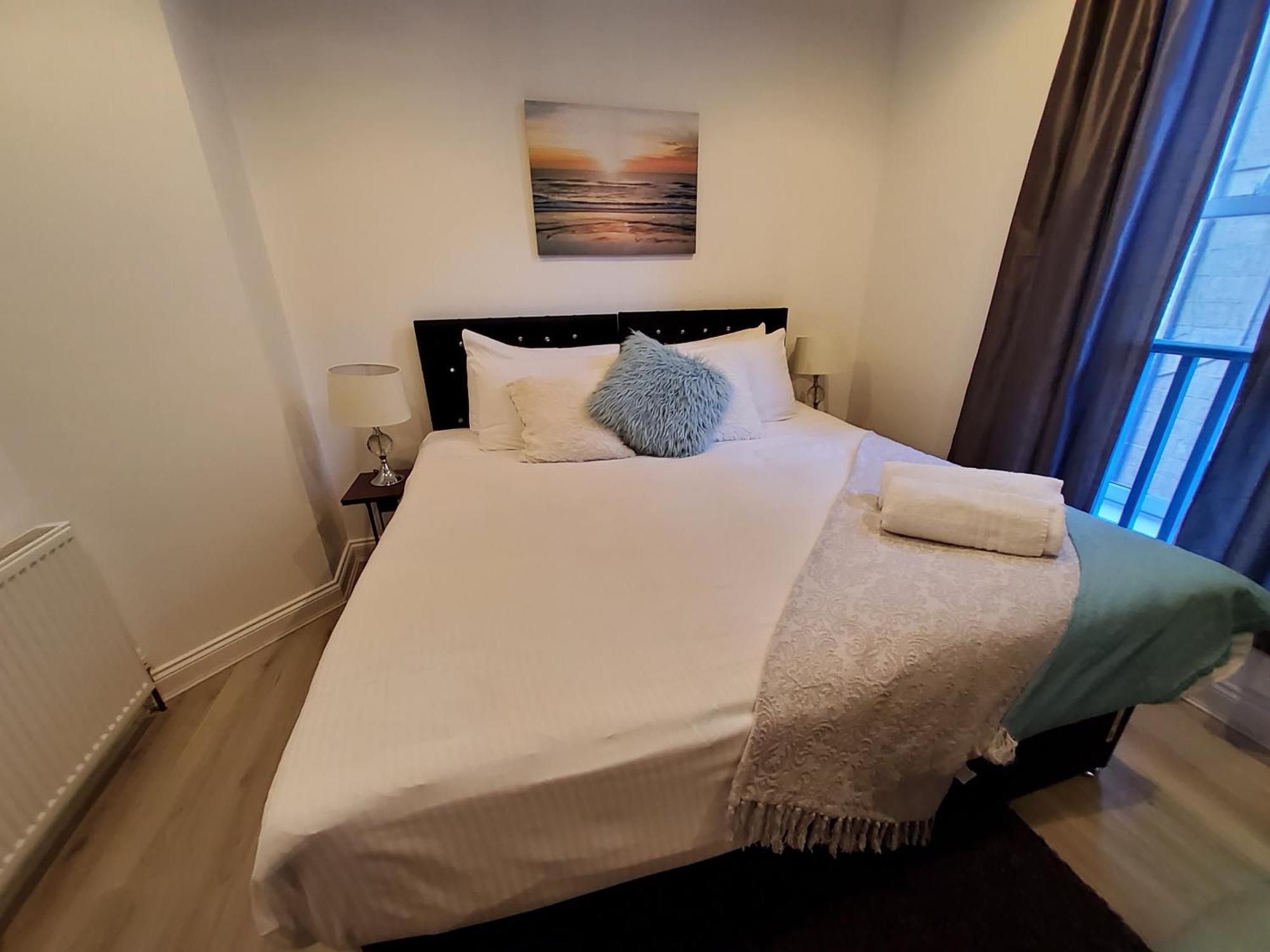 Adelphi Suites By Sensational Short Lets & Serviced With Free Wi-fi Apartment *