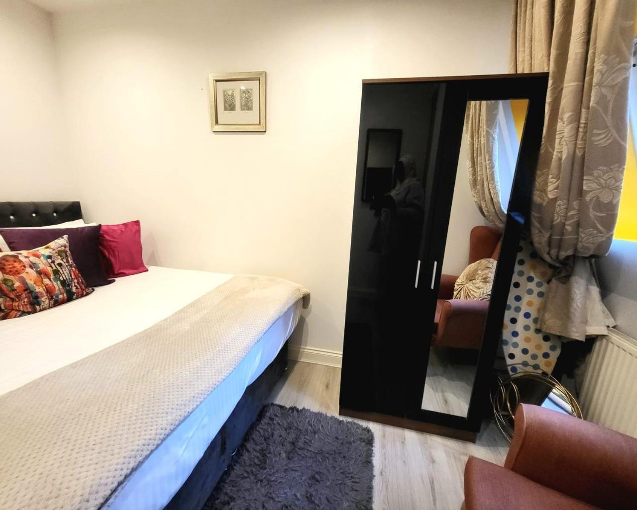Apartment Adelphi Suites By Sensational Short Lets & Serviced With Free Wi-fi *