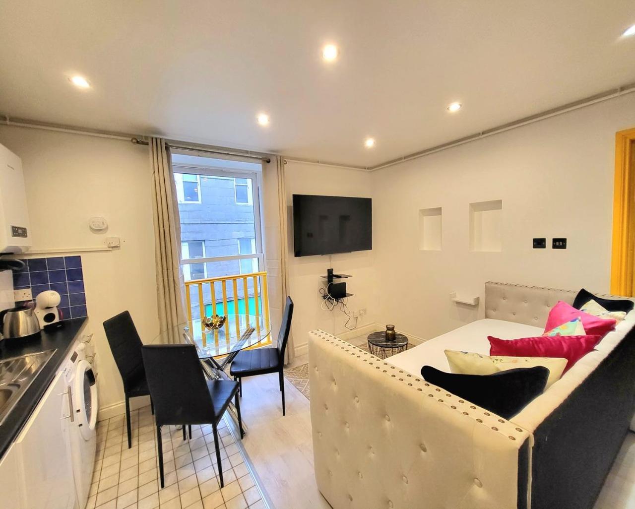 Adelphi Suites By Sensational Short Lets & Serviced With Free Wi-fi * Aberdeen