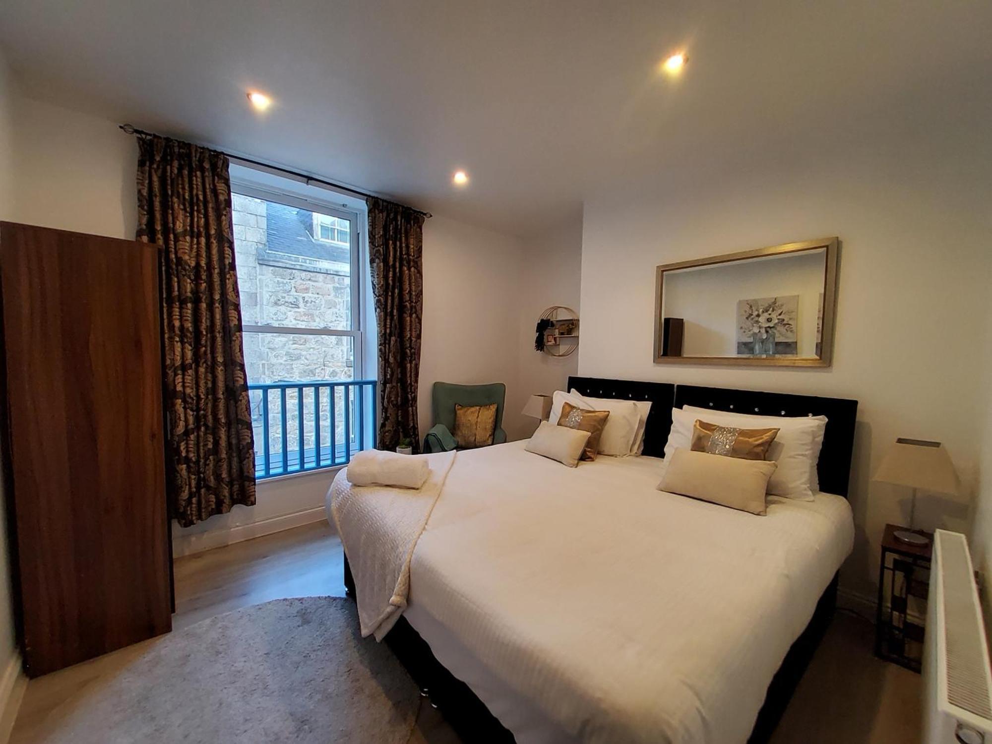 Adelphi Suites By Sensational Short Lets & Serviced With Free Wi-fi Apartment