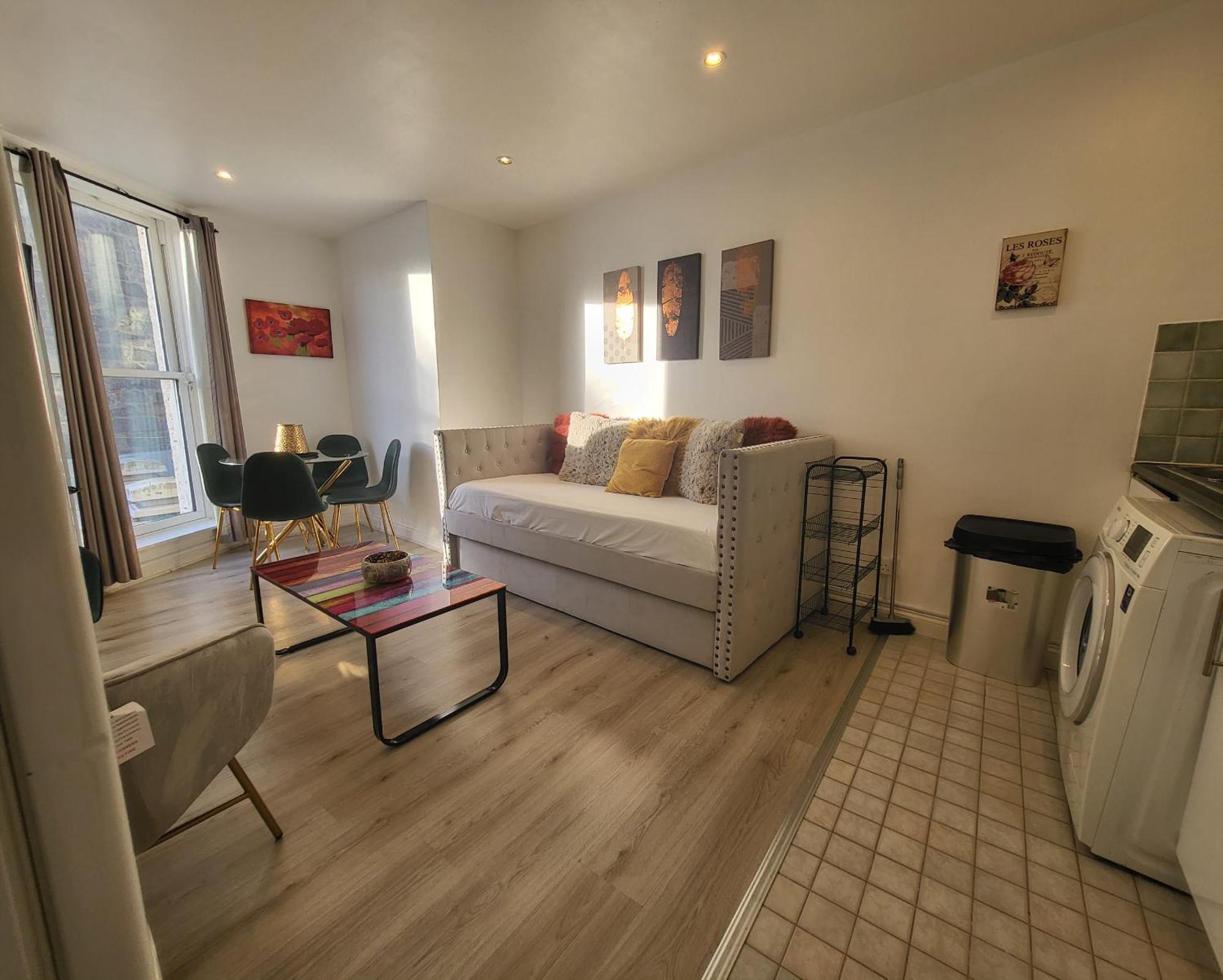 Adelphi Suites By Sensational Short Lets & Serviced With Free Wi-fi Apartment