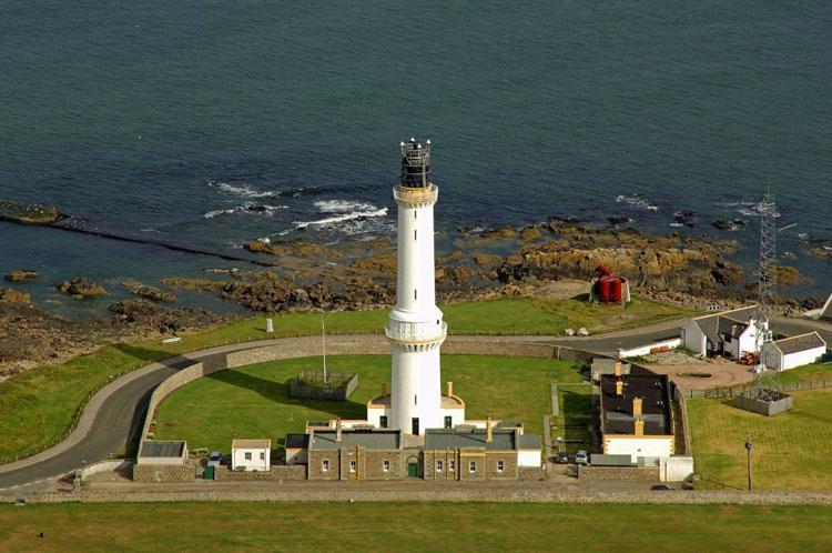 Lighthouse - Coastal, Dolphins Holiday home