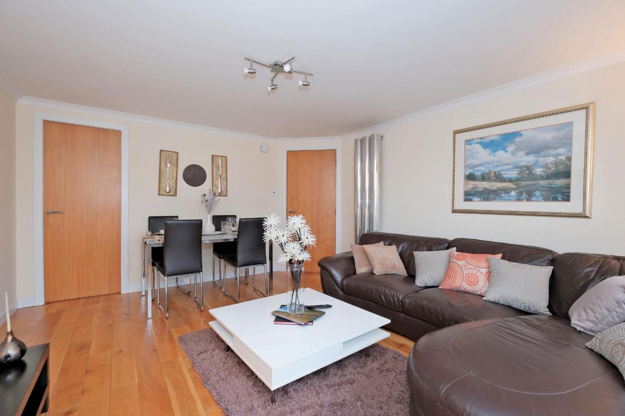 Apartment Riverview-2br-sleeps4-citycentre-parking-fastwifi Aberdeen