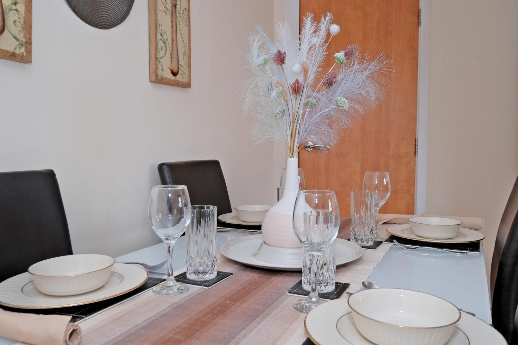 Riverview-2br-sleeps4-citycentre-parking-fastwifi Aberdeen