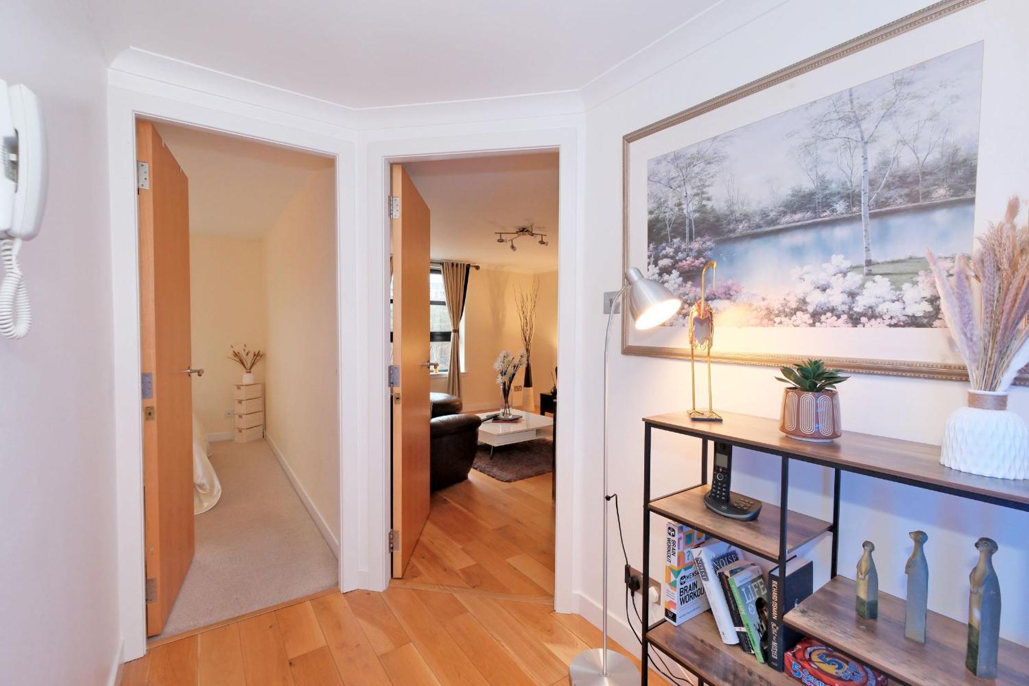 Riverview-2br-sleeps4-citycentre-parking-fastwifi Aberdeen
