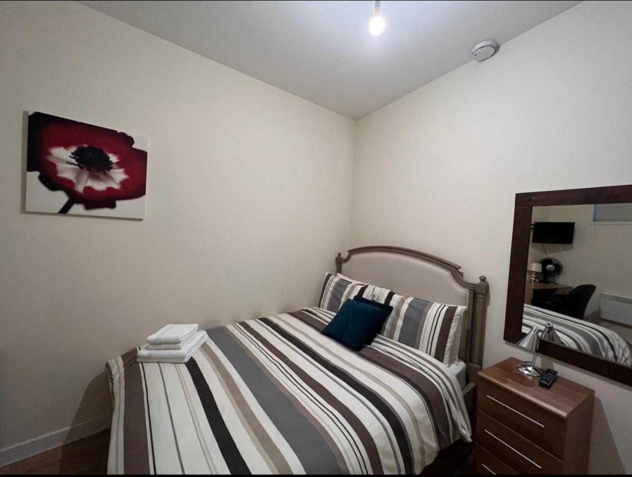 2-bedrooms Apt-no Party