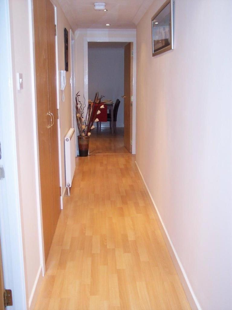 Lovely Two-bed Apt *