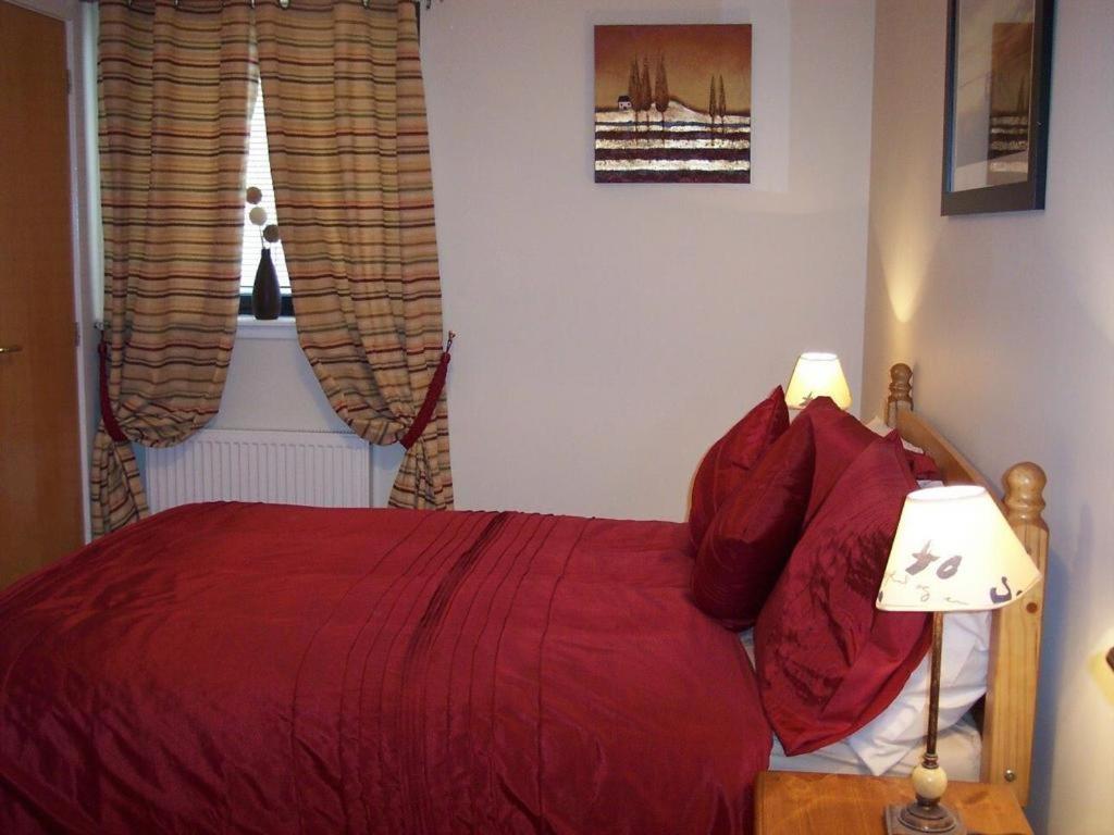 Apartment Lovely Two-bed Apt *