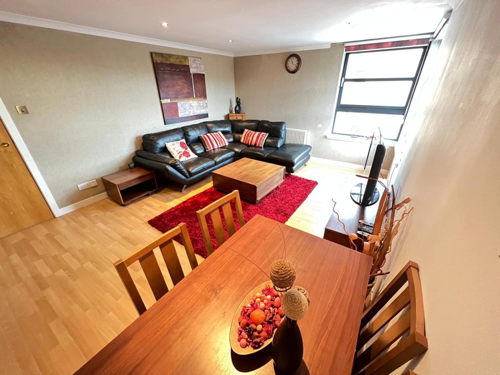 Apartment Lovely Two-bed Apt Aberdeen