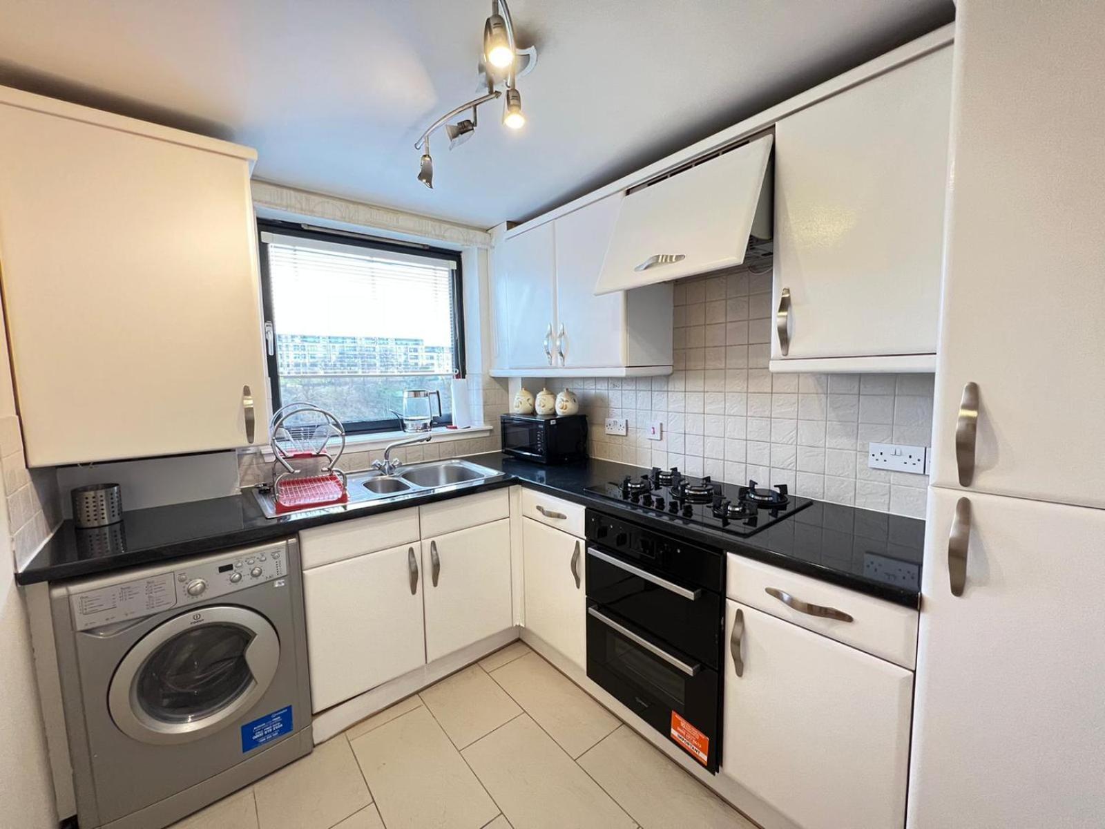 Lovely Two-bed Apt * Aberdeen