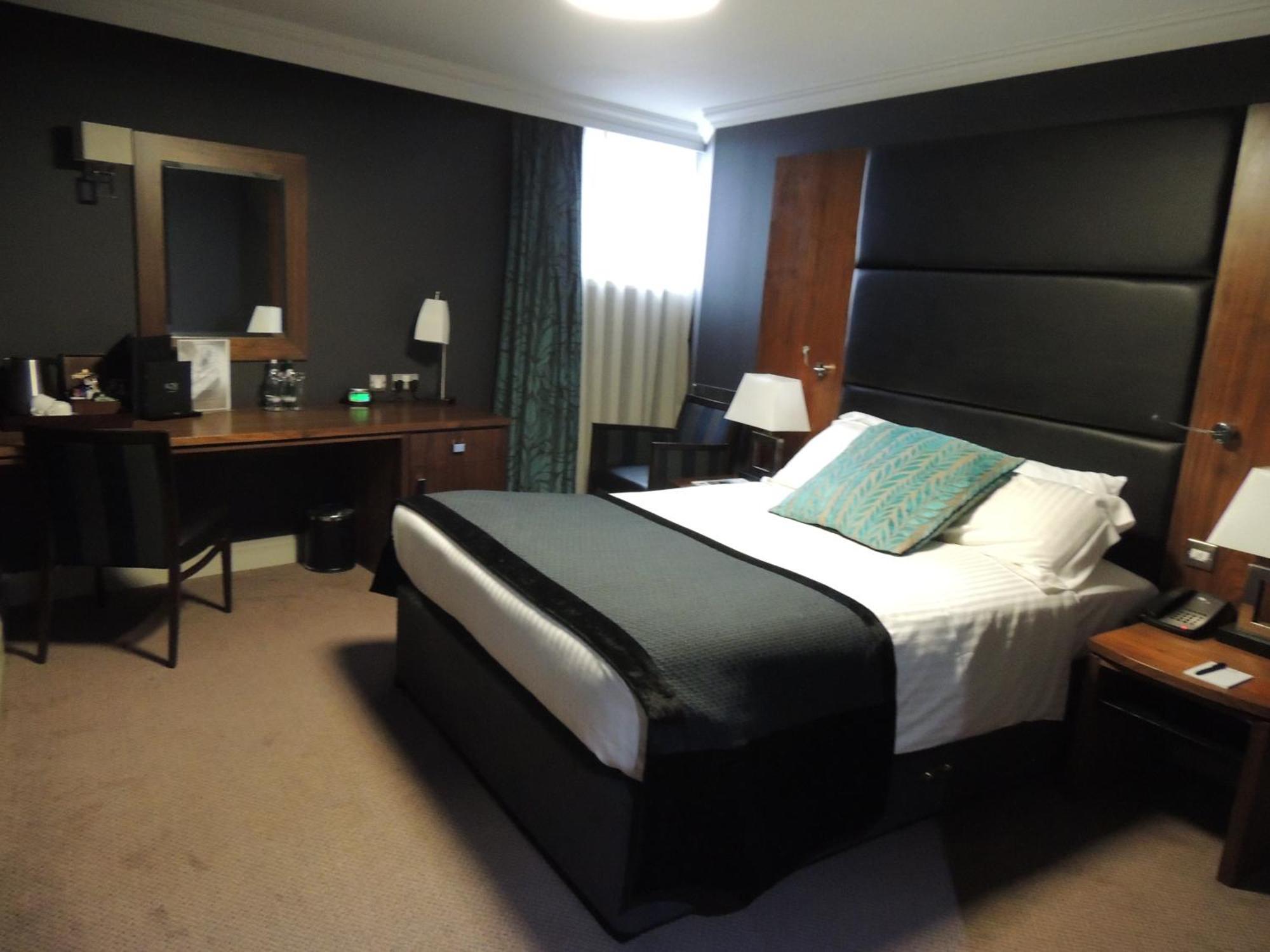 Hotel Rox By Compass Hospitality 4*