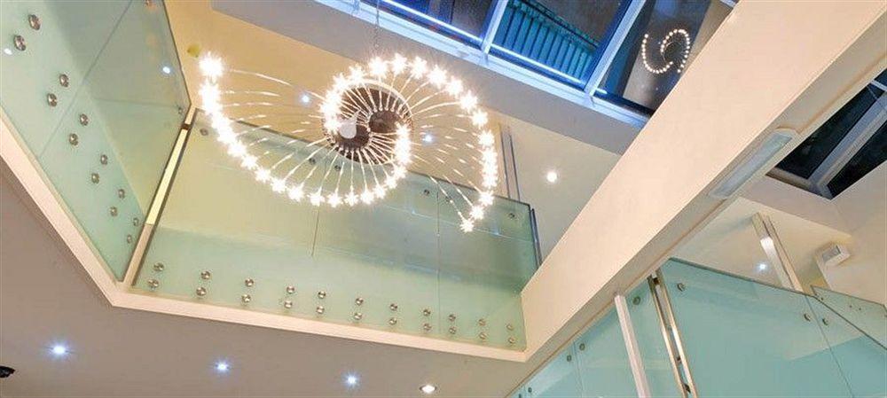 Hotel Rox By Compass Hospitality 4*
