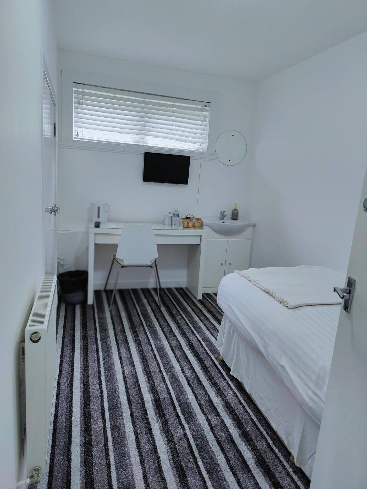 Guest house Aaran *