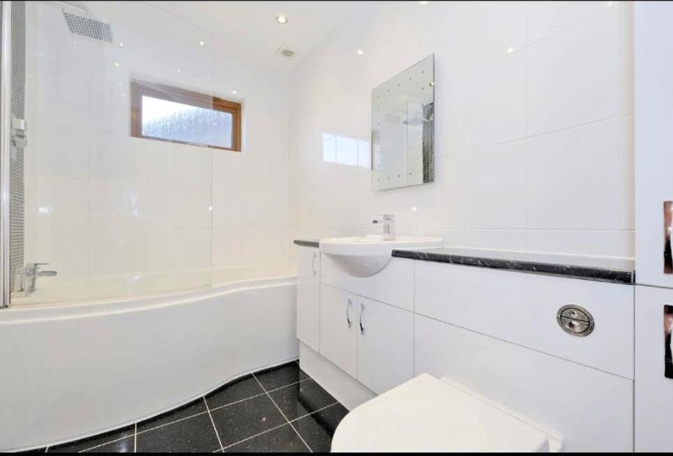 Holiday home Sunny Cove Let *