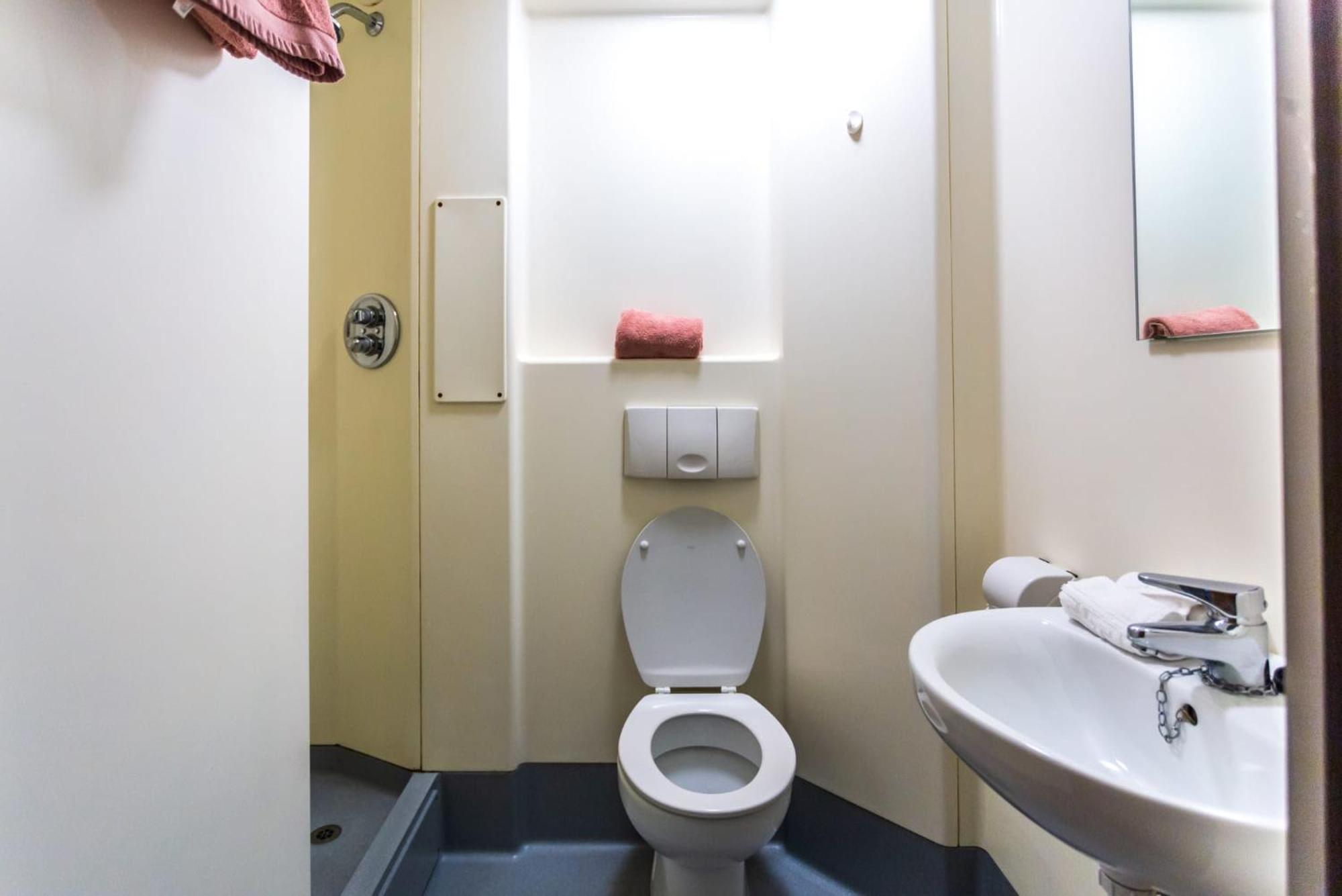 Warm And Cozy Ensuites At Mealmarket Exchange In Apartment *