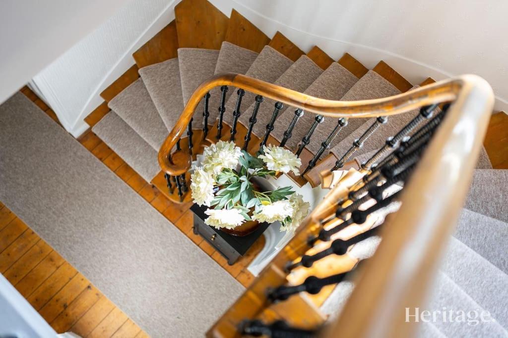 Fountainhall Luxury Townhouse, Centre Apartment *