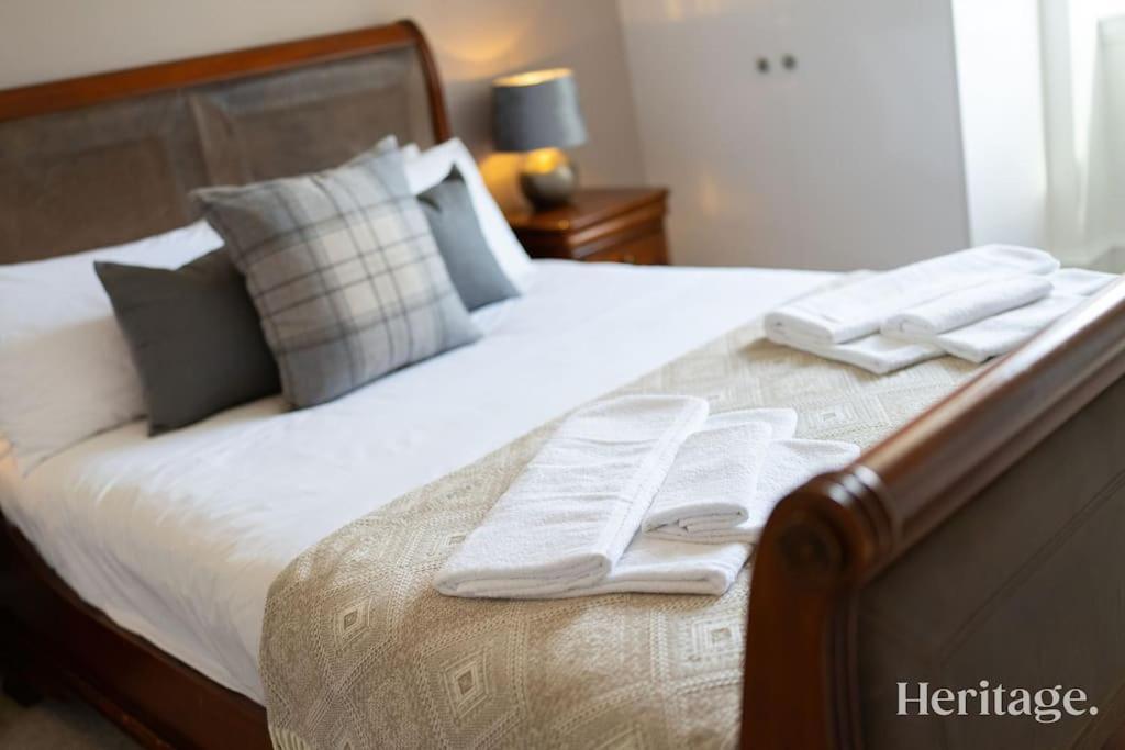Fountainhall Luxury Townhouse, Centre Apartment *