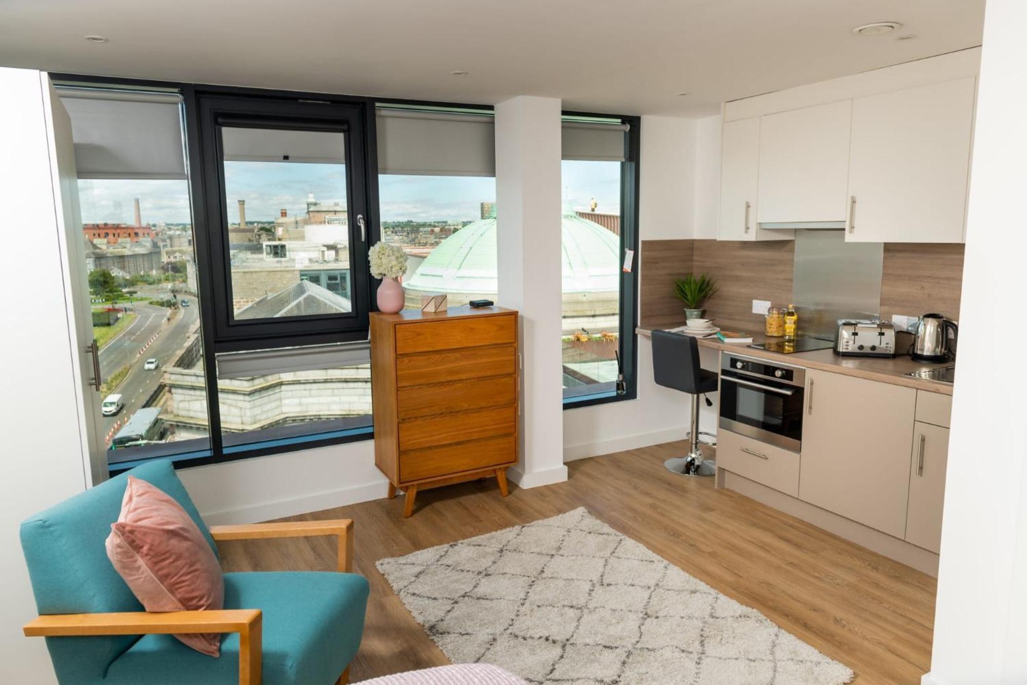 Chic And At The Point In Aberdeen
