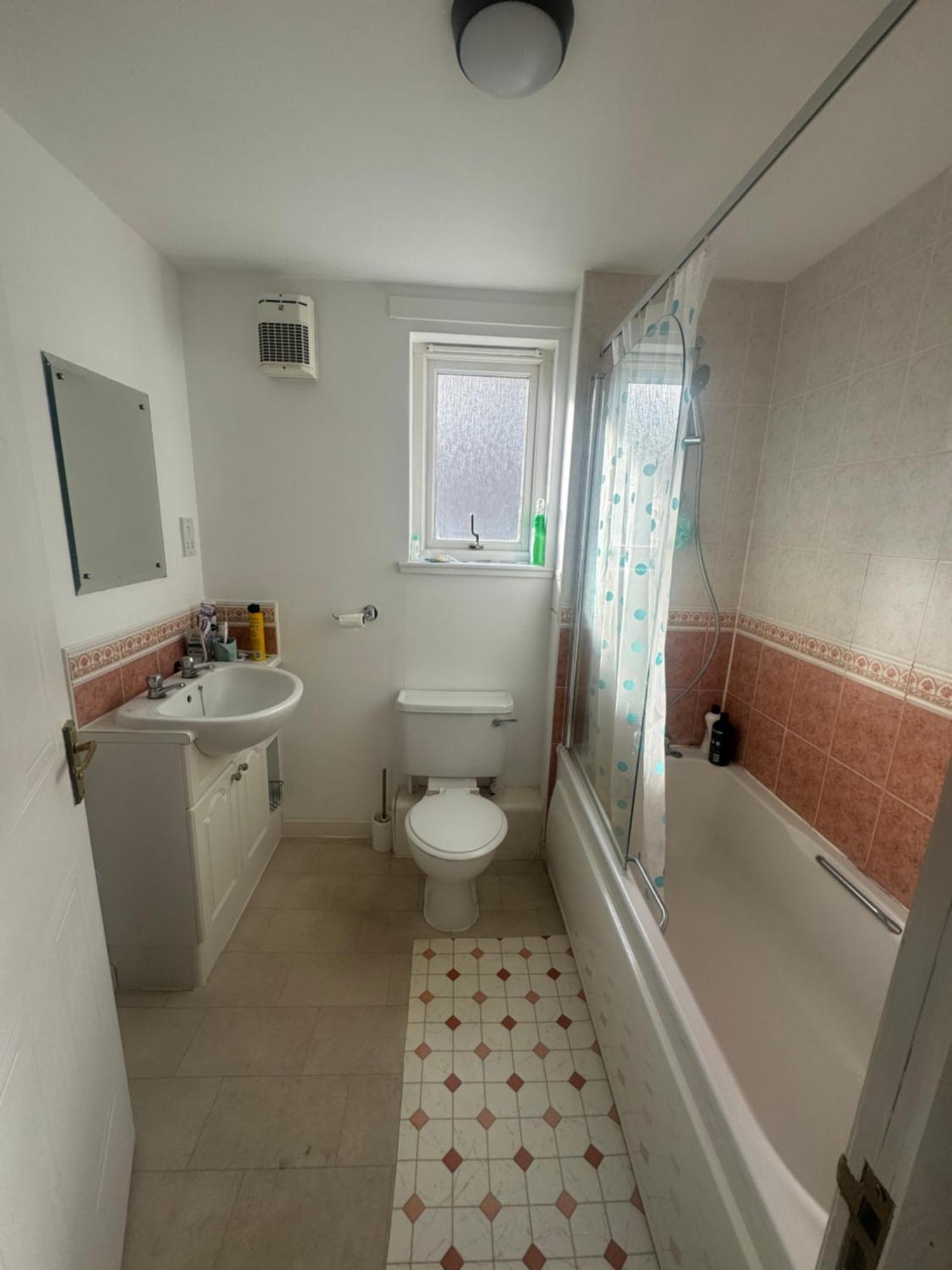 Wonderful Flat And Roommate Aberdeen