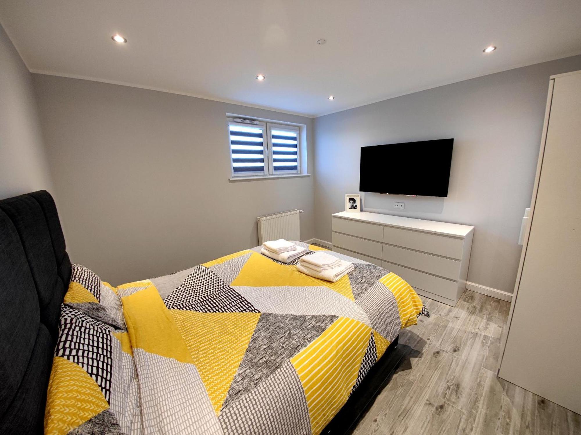 Private In Exclusive Aberdeen