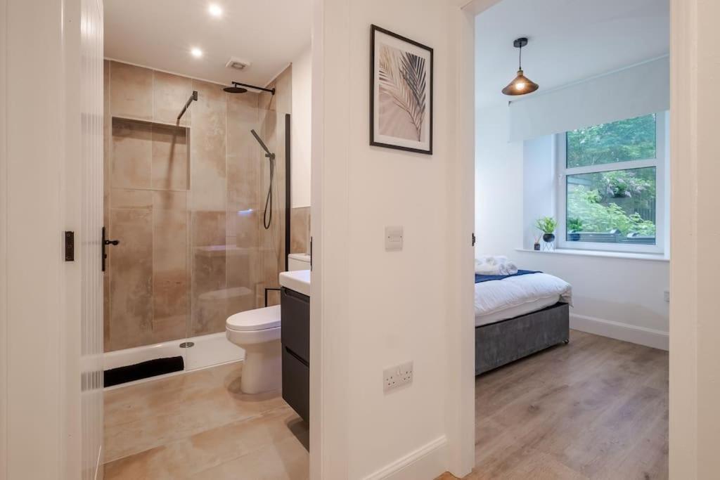 1 Bed Centre Apartment