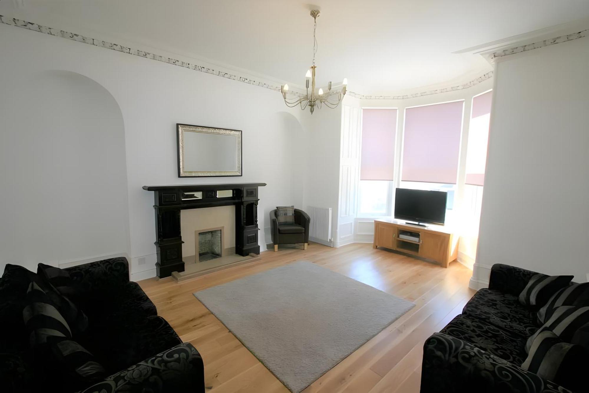 West End Apartment *