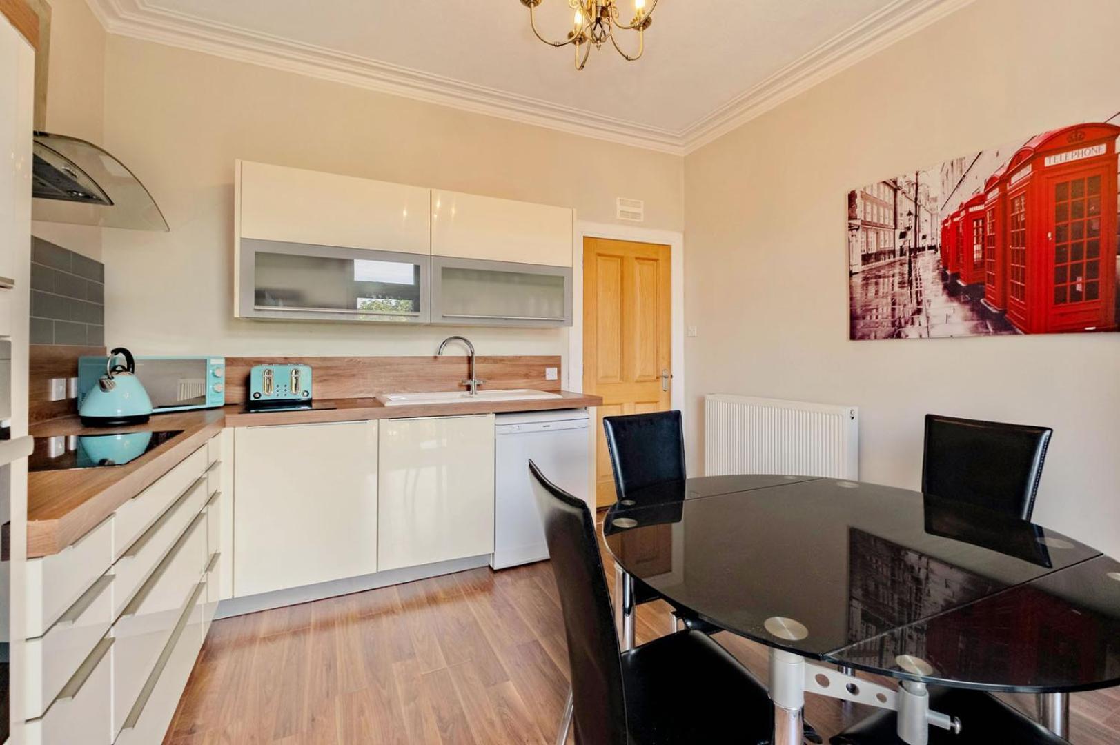 West End Apartment *