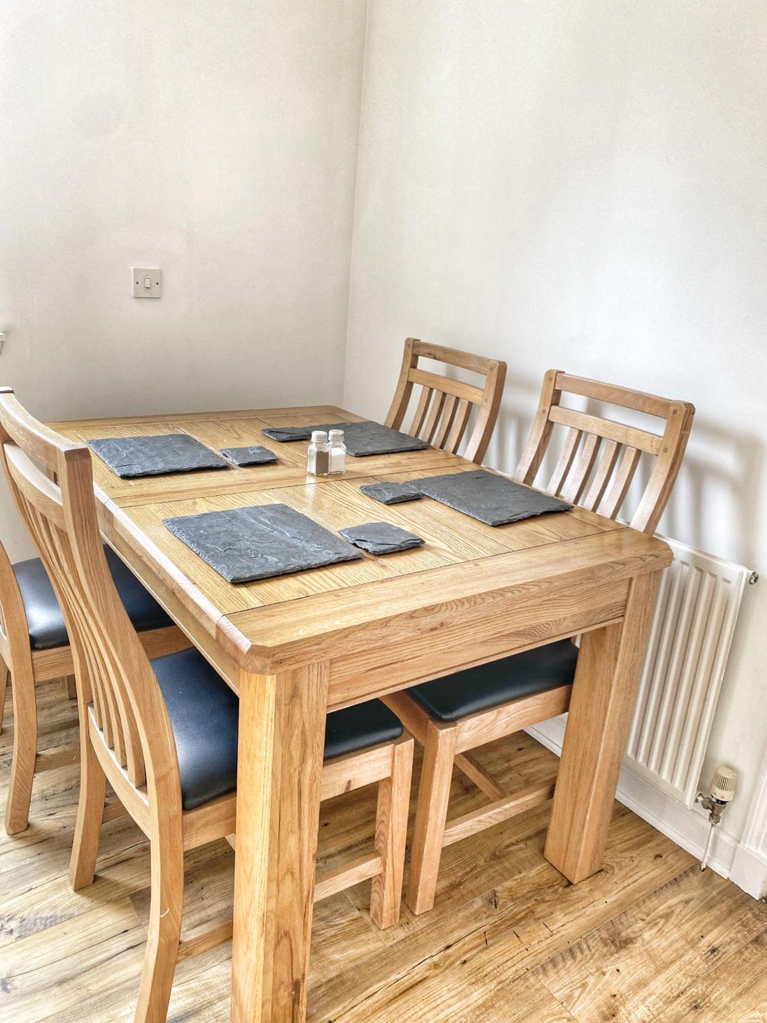 2 Bed, Central, Free Parking By Lains Lettings Apartment Aberdeen