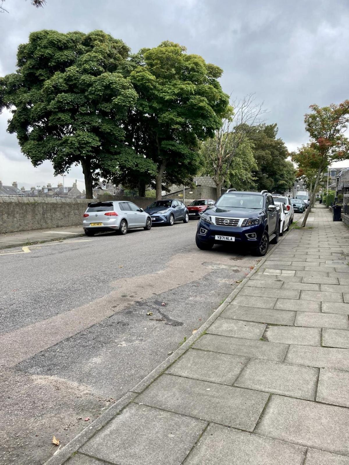Bright Modern 2 Bedroom Free Parking And Wi-fi Apartment Aberdeen